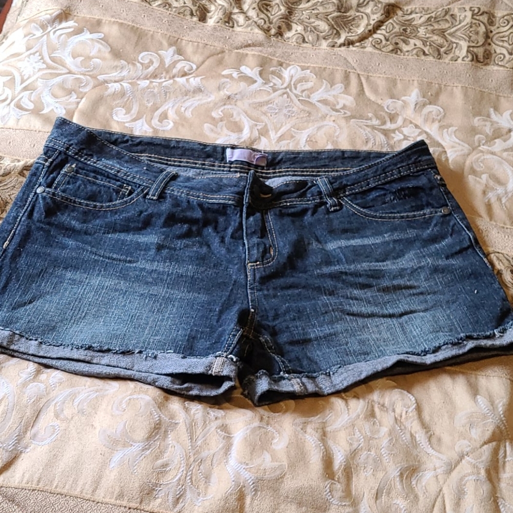 Ladies shorts